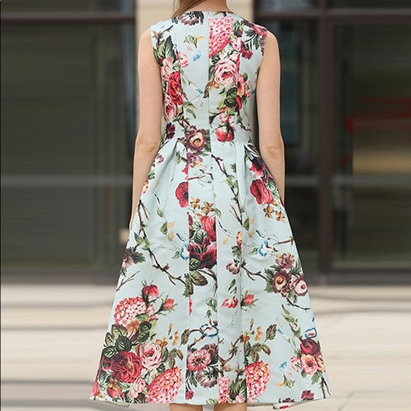 ➕💐SPRING🆕Rose A line tea length floral dress - Picture 2 of 6